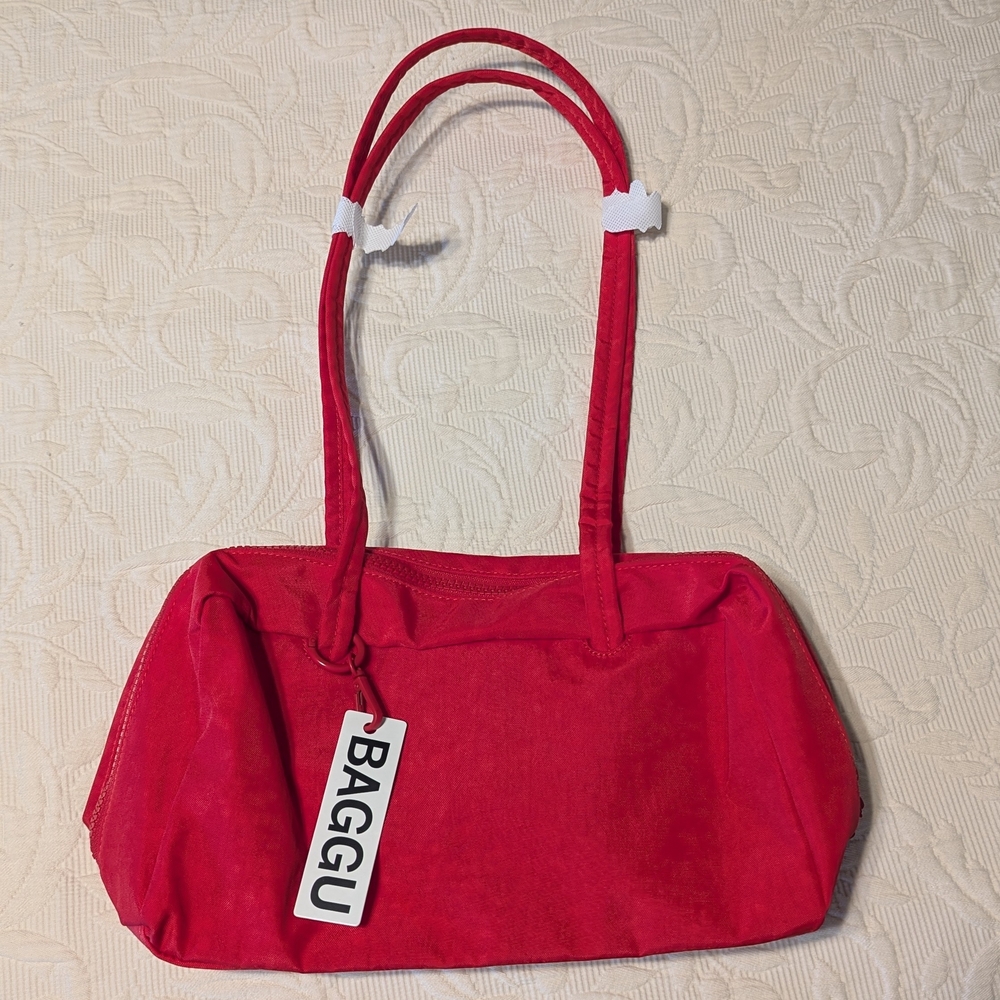 SOLD - NWT Baggu Nylon Bowler Bag - Candy Apple - Small